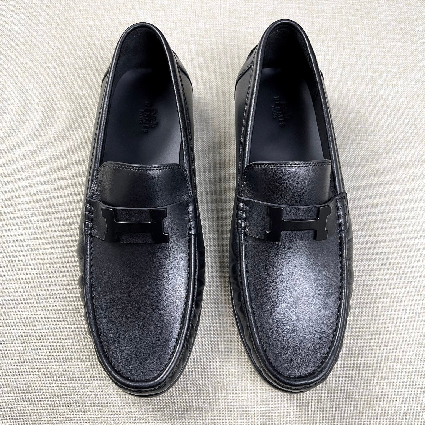 Hermes Men's Fall/Winter Fashion Classic Solid Color Leather Round Toe Slip On Logo Low Top Flat Leather Shoes #78922