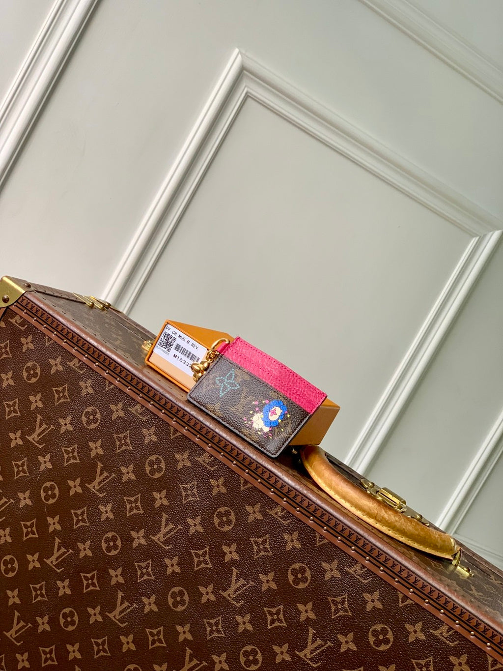 LOUIS VUITTON  Lv Charms Card Holder Monogram Leather Keyring Card Case Stylish Refined. And Elegant Bag Bags #81832A