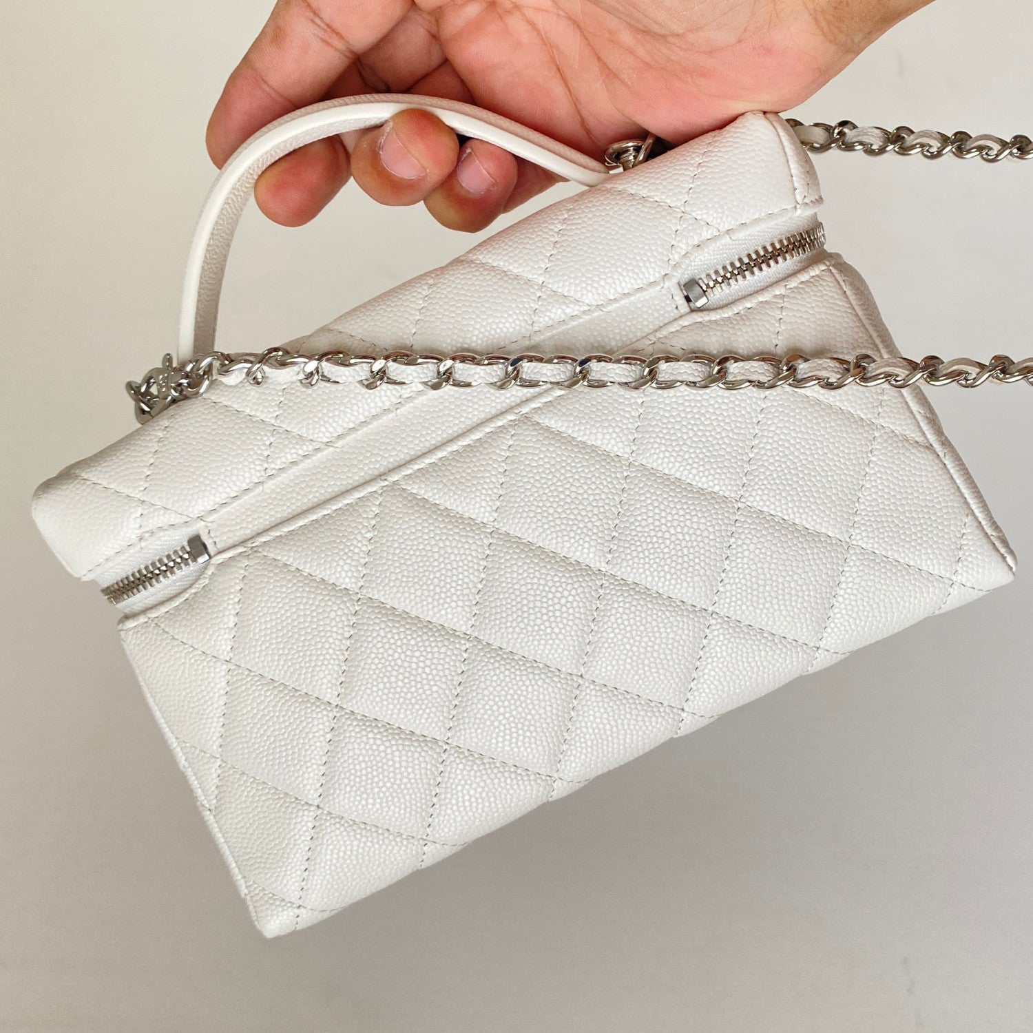 Chanel Women's Fashion Classic Solid Color Diamond Quilted Logo Leather Zipper Chain Shoulder Bag Crossbody Bag Bags AS5740-B22144-94305 #79348