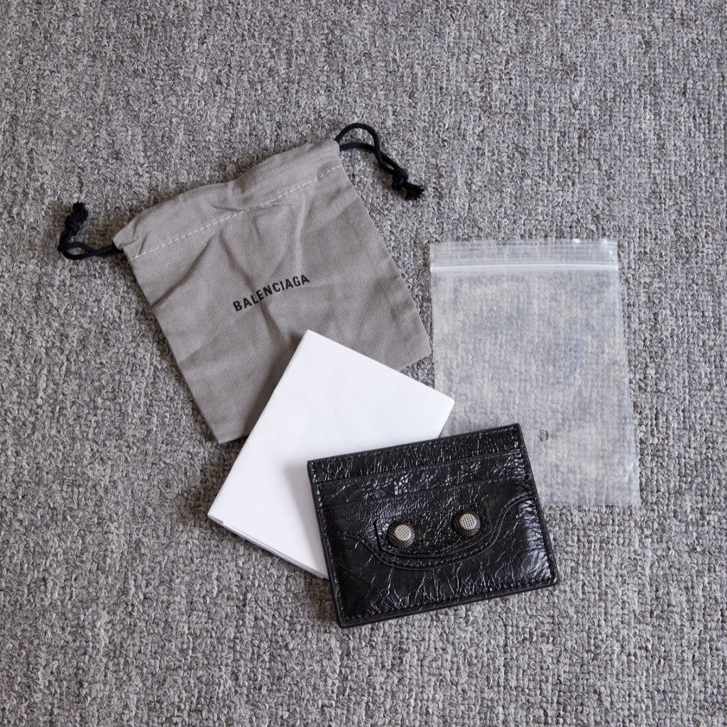 Balenciaga Le Cagole Distressed Silver Metal Accessory Logo Wallet Fine Grain Leather Card Holder Card Case Women's Black Bag Bags 764332210KR1000 Ngvp #1995