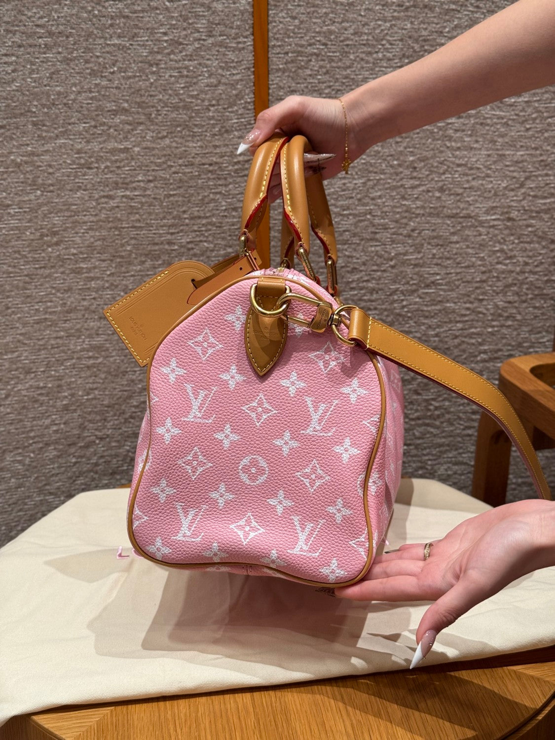 Louis Vuitton Speedy P9 Bandoulière 30 Women's Letter Printing Detachable Condition Shoulder Strap Zipper Closure Coated Canvas Single Shoulder Crossbody Tote Travel Bag Bags #77679