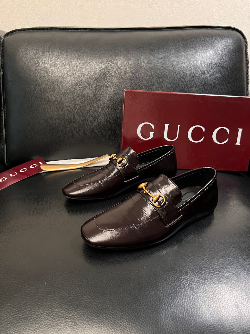 GUCCI Men's Ragazzo Eel Loafer in Dark Brown #388024