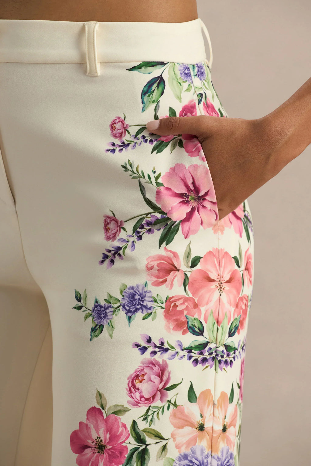 Solana | White Floral Border Print Wide-Leg Trousers