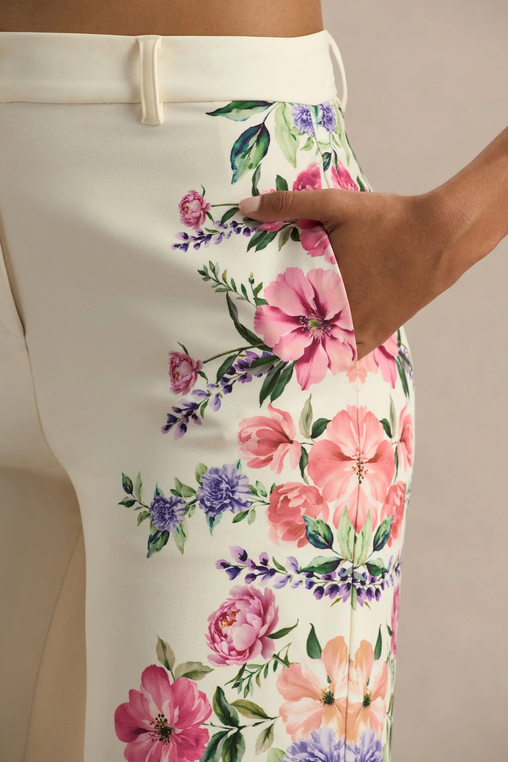 Solana | White Floral Border Print Wide-Leg Trousers