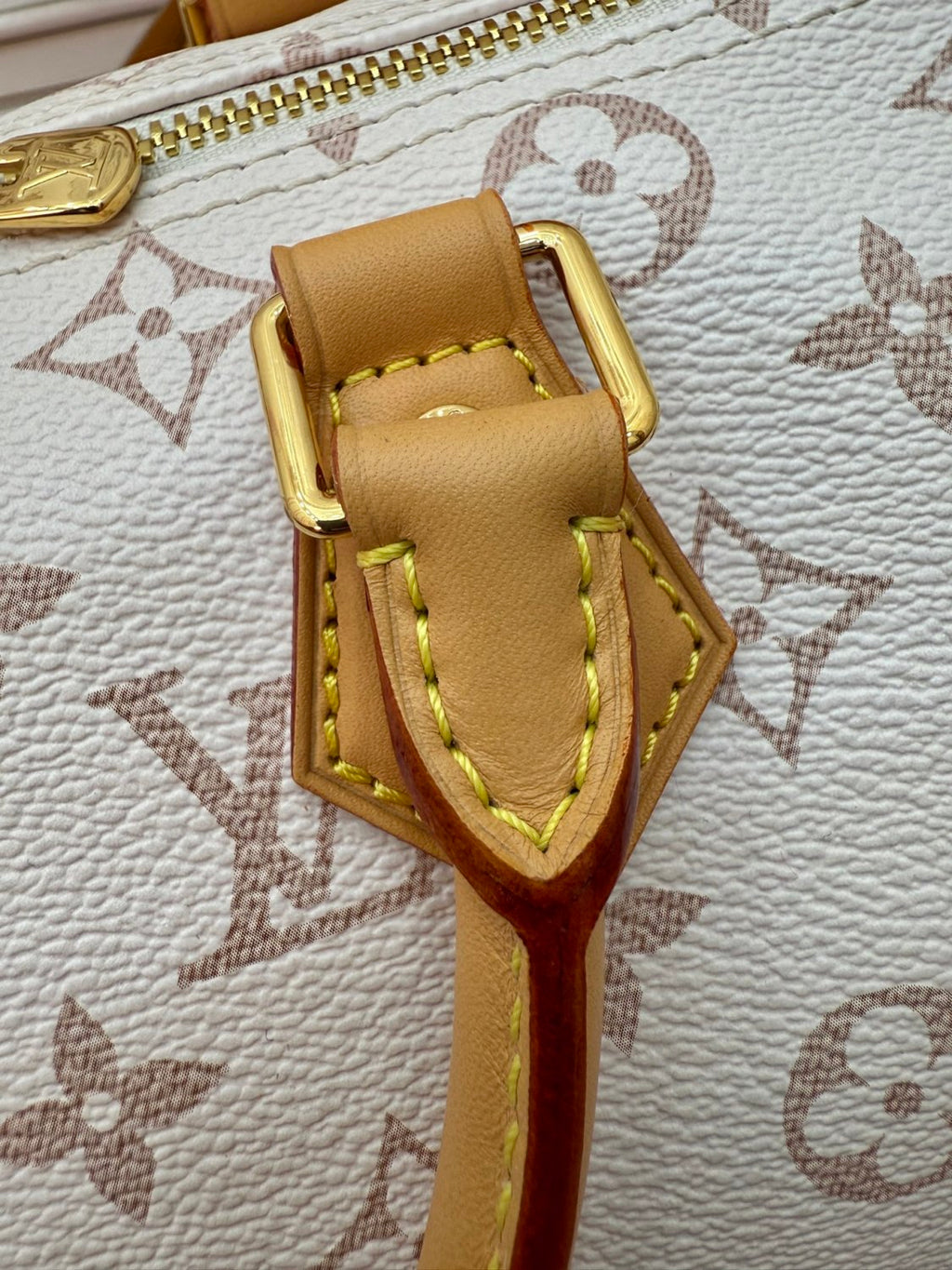 Louis Vuitton SPEEDY SOFT 30 LUCKY Women's Fashion Classic Logo Print Coated Canvas Shoulder Bag Handbag Crossbody Bag Bags M15108 #78412