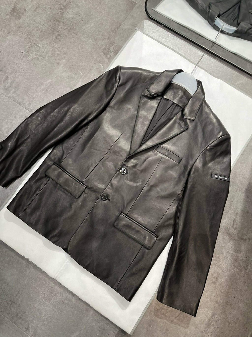 Balenciaga Men's Fall/Winter Black Logo Labeled Single Breasted Regular Fit Long Sleeve Leather Jacket #98955