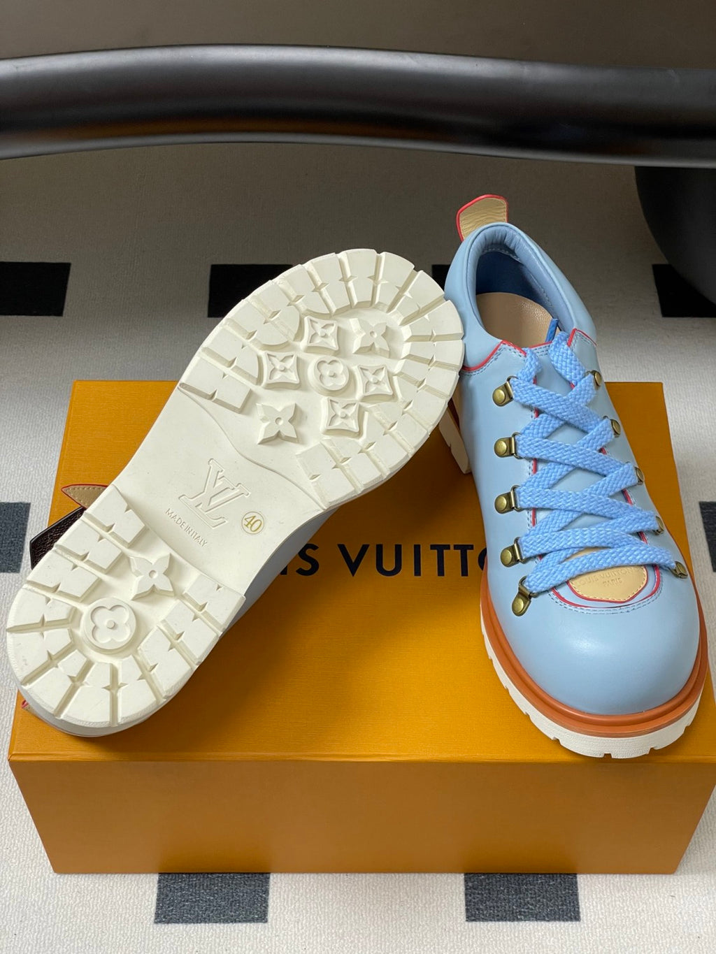 Louis Vuitton LV Remix Men's and Women's Summer Solid Color Cowhide Round Toe Lace-up Thick Sole Casual Shoes #77841