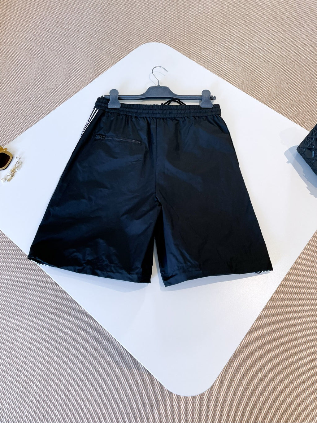 Dior Men's And Women's Summer Solid Color Casual Mid Waist Tie Loose Shorts #76144