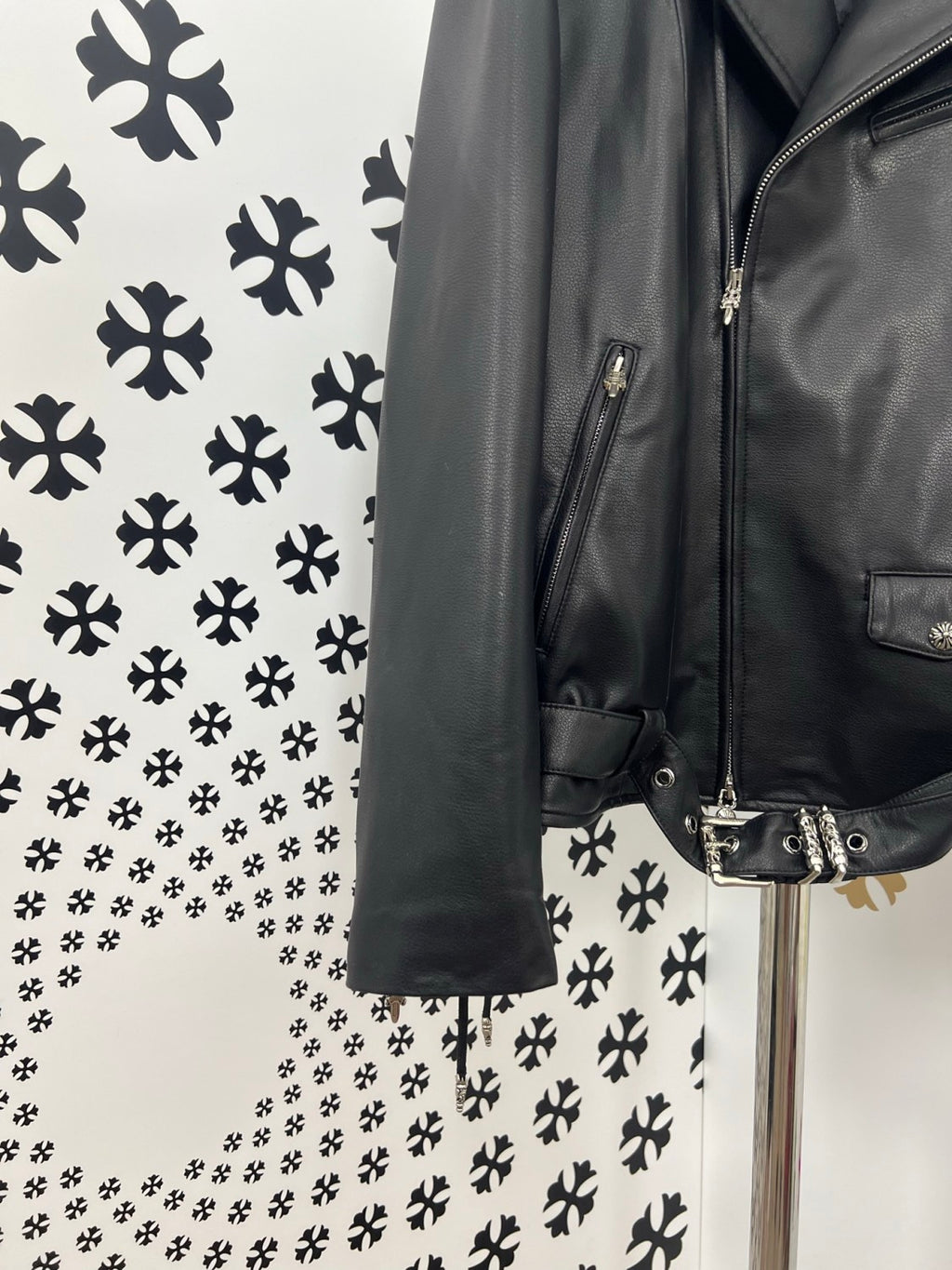 Chrome Hearts Men's Solid Color Autumn/Winter Classic Fashion Collar Zipper Multi Pocket Long Sleeve Leather Jacket #78223