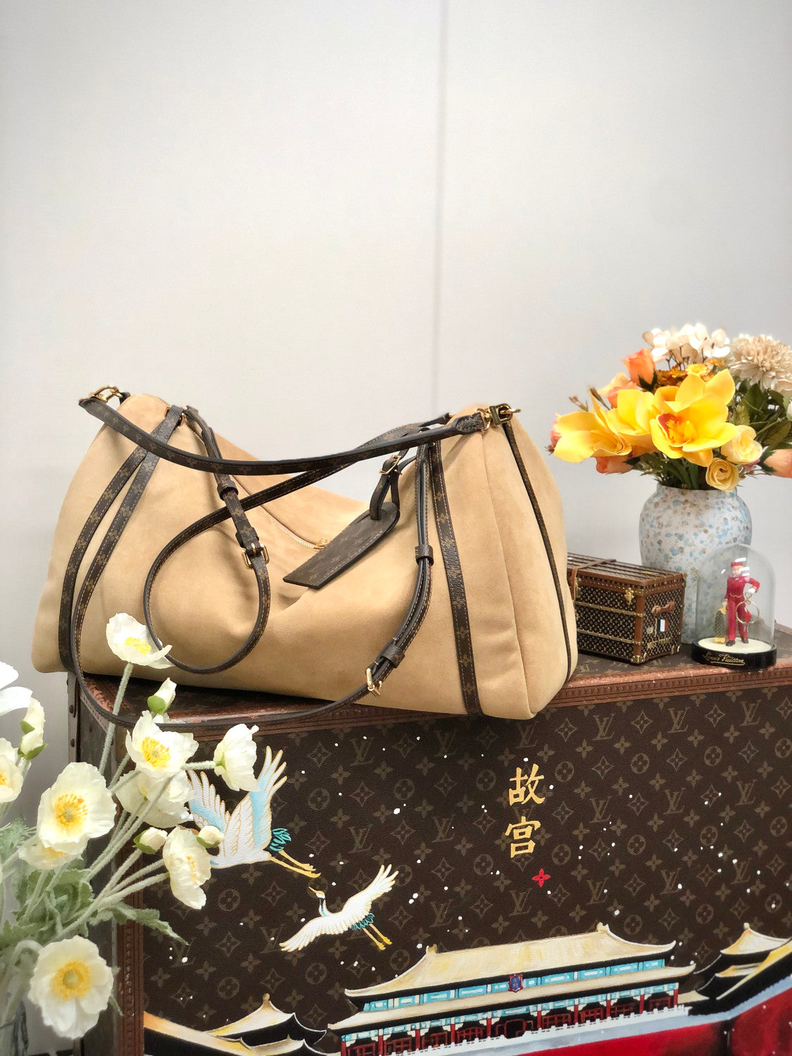 LOUIS VUITTON Express Travel Bags #384057
