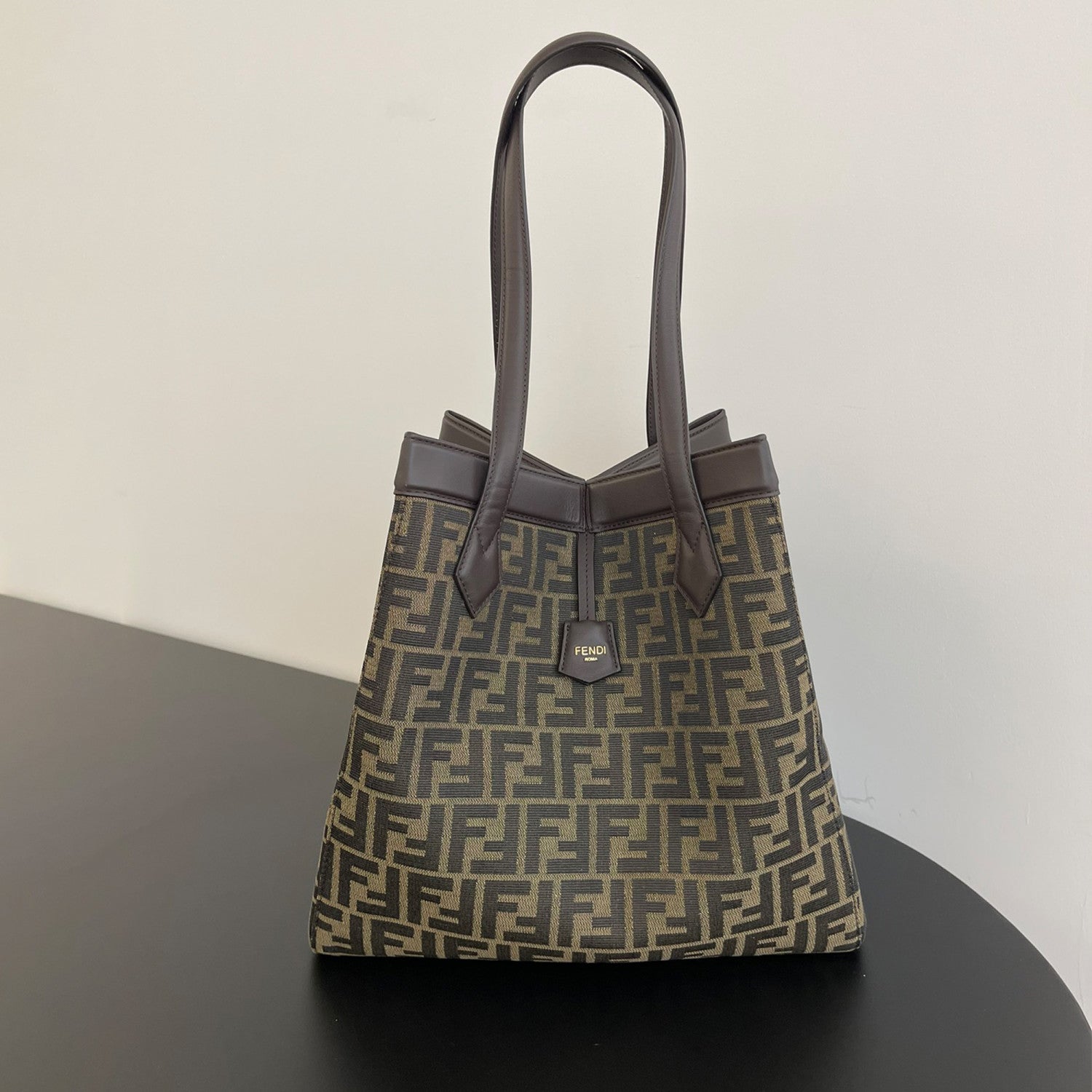 Fendi Origami Medium Handbag Brown FF Jacquard Fabric Handbag Women's Luxury Trend Clutch Temperament Fashion Bag Bags 8BS083AFPMF1GL7  #81635