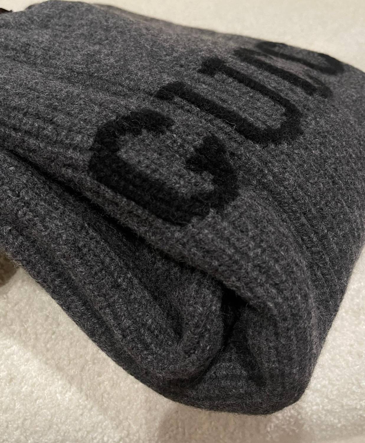 Gucci Wool Cashmere Rib Knit Sweater in Dark Grey and Black #332663