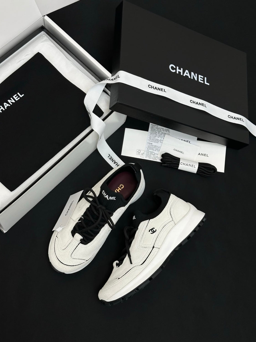 Chanel Cc Retro Casual Sneakers #387599