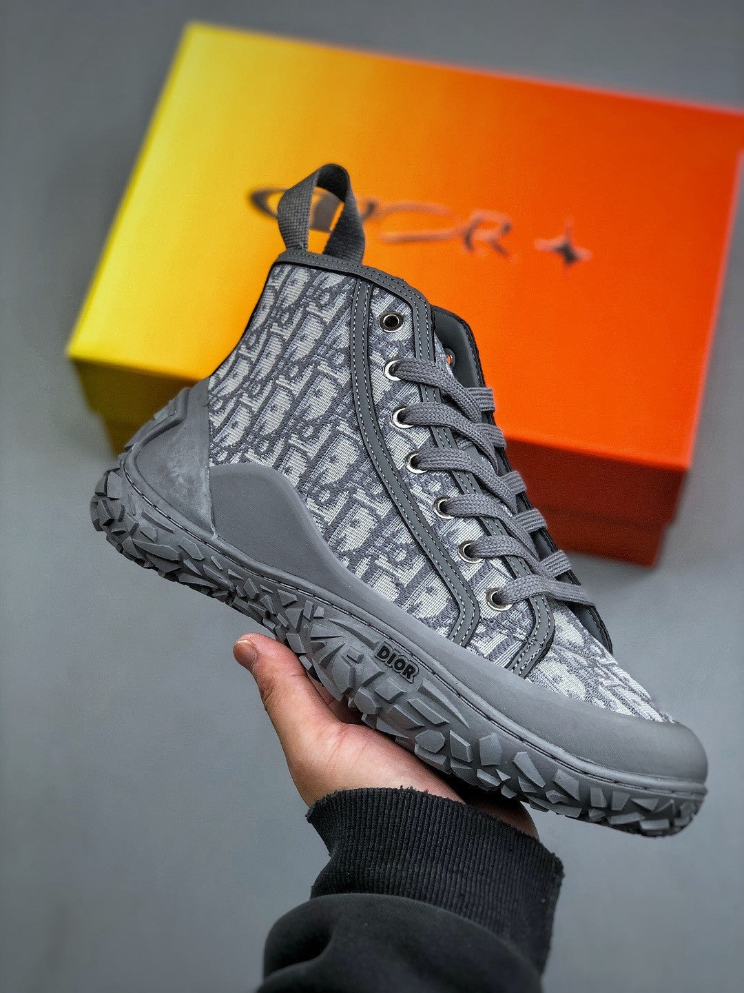 Dior Men's B28 Black Dior Oblique Jacquard and Rubber High Top Sneakers Trainers #335983
