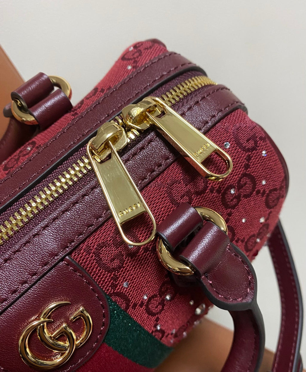 GUCCI Ophidia crystals small boston bag in Rosso Ancora red GG canvas #335872