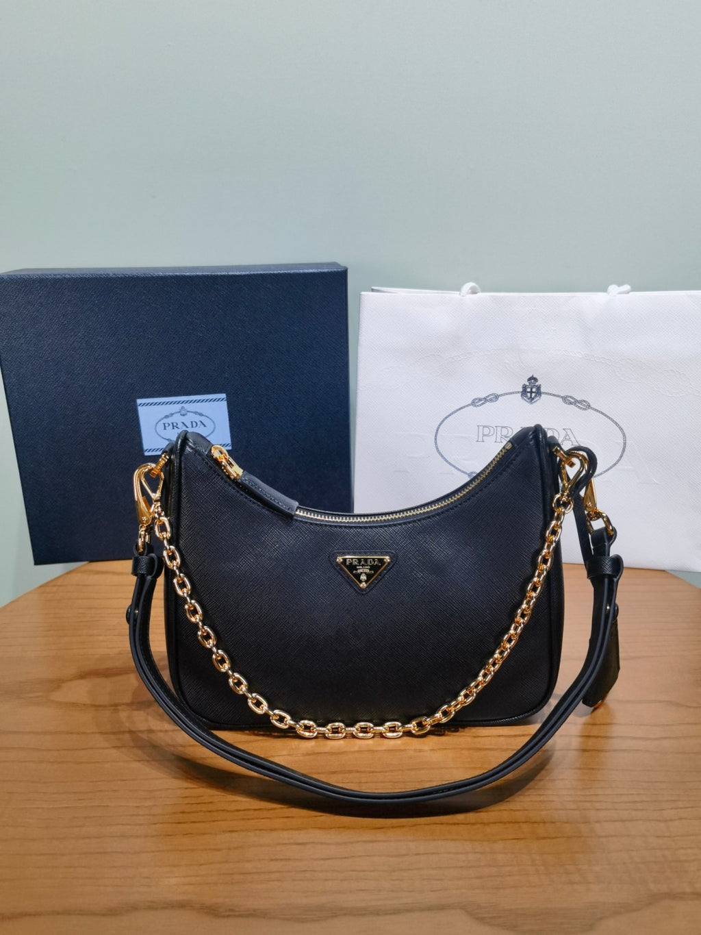 Prada Re-edition Mini Bag Aus Saffiano #333797