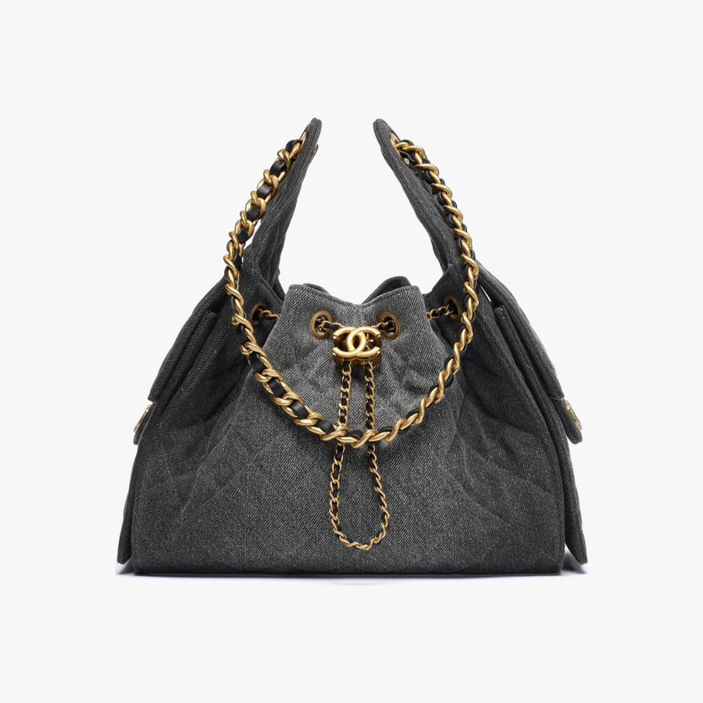 Chanel Women's Classic Double C Logo Solid Color Cowhide & Leather Tote Shoulder Bag Bags Metallic-colored Leather Tends To Fade Easily #77572