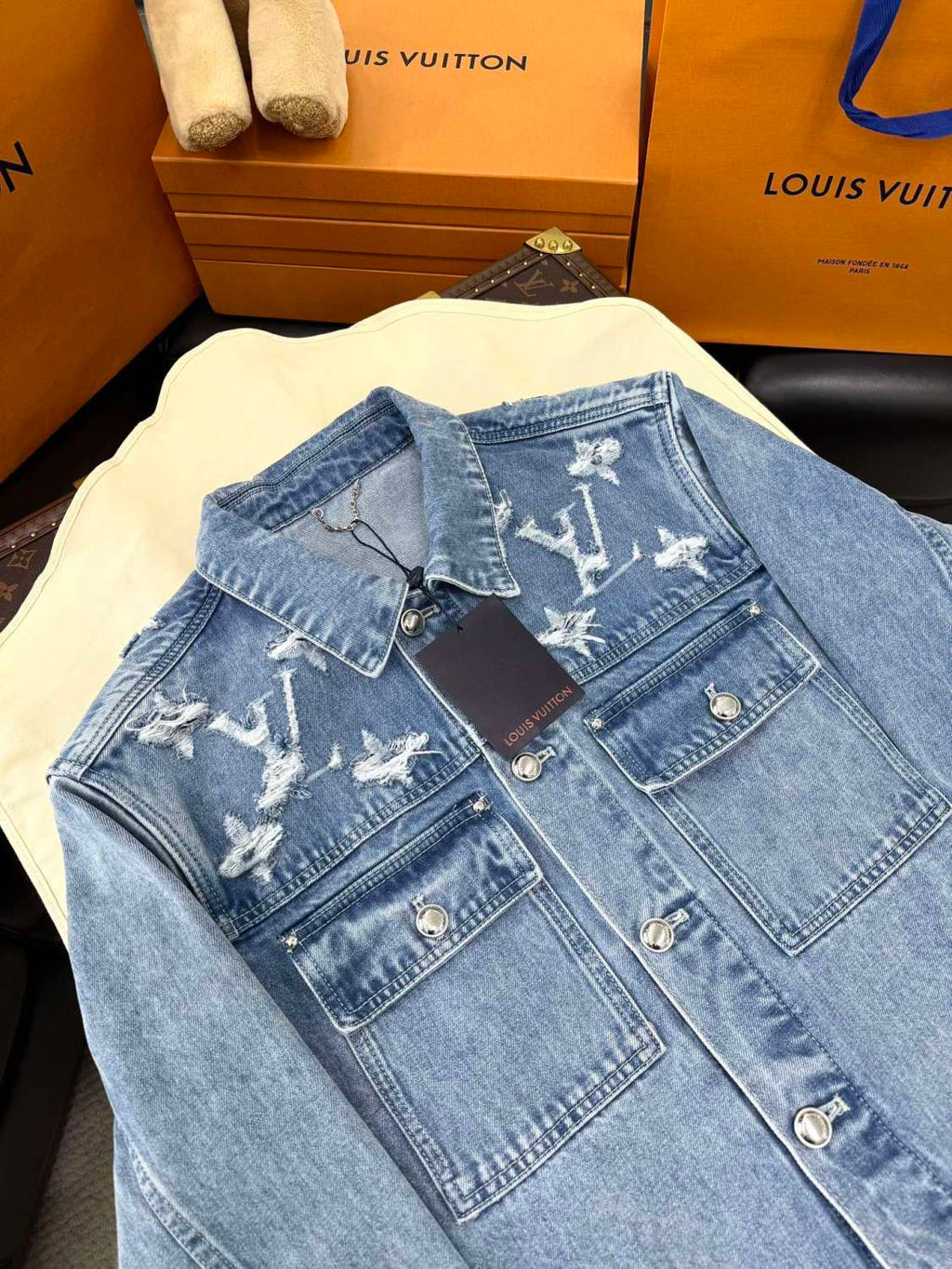 Louis Vuitton Men's Spring And Fall Embroidered Logo Single Breasted Long Sleeved Denim Jacket Mid Rise Jeans Pants Suit Set #74293