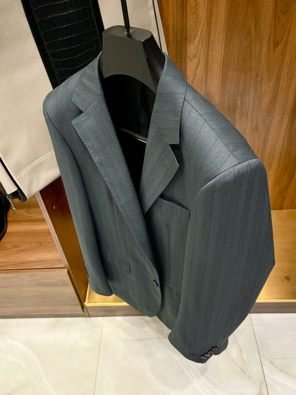 Louis Vuitton Men's Fall And Winter Business High-end Tide Wool Blazer Tops Wedding Suit Casual Pants Dark Stripe Suit Set Suit Set Ngvp #2442