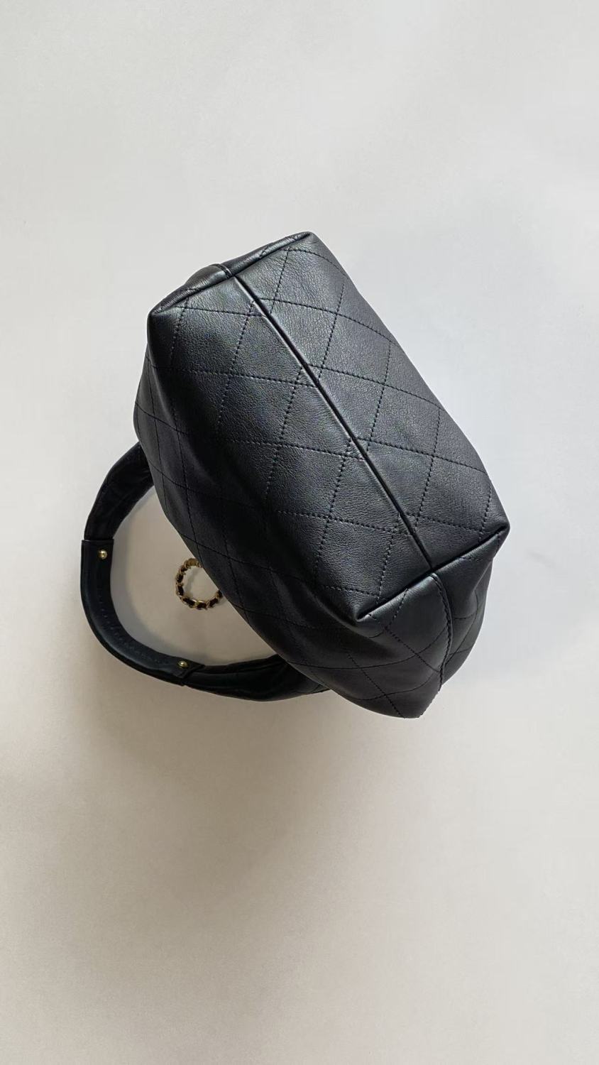 Chanel 26 Women's Large Hippie Bag Calfskin And Gold-tone Metal Bobo Haas Calfskin #332931