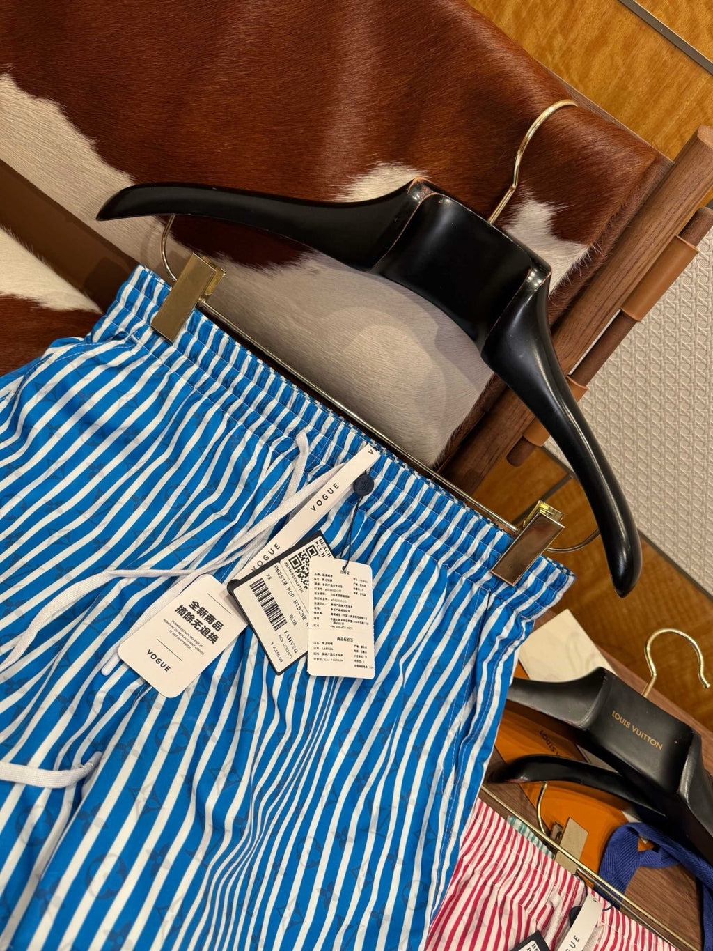 Louis Vuitton Men's Summer Solid Colour Striped Print Casual Drawstring Beach Shorts #77411