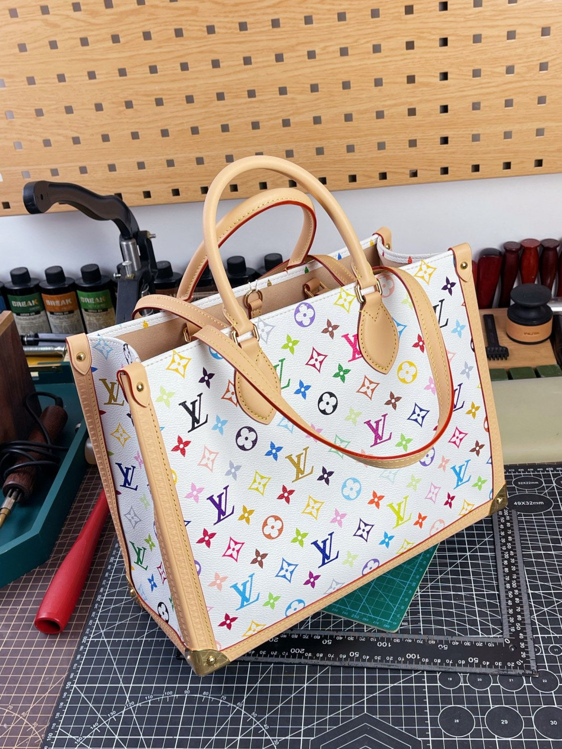 Louis Vuitton LV x TM ONTHEGO Women's Colorful Letter Print Adjustable Shoulder Strap Coated Canvas Patchwork Cowhide Tote Shopping Bag Crossbody Bags #75635