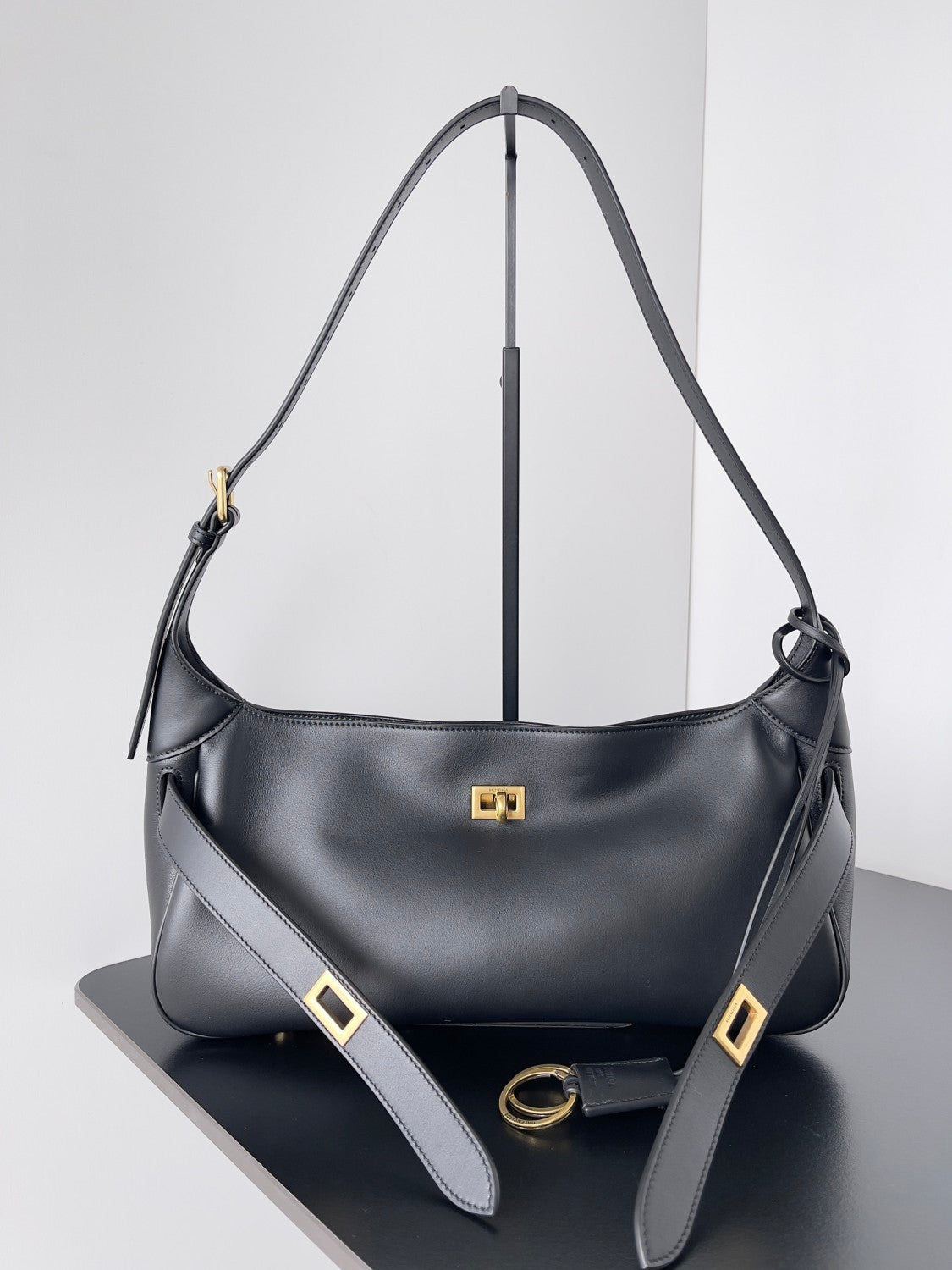 Balenciaga Women's Bel Air Series Leather Shoulder Bag Small Solid Color Tote Bag Bags 8106802ABAV1000 Ngvp #9929