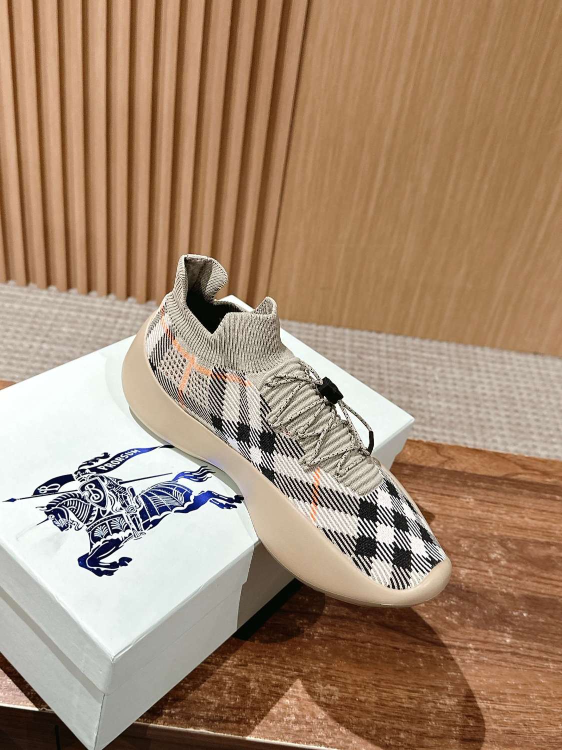 Burberry Neptune Men's Plaid Knit Low-Top Lace-Up Thick-Sole Sneakers Shoes #77226