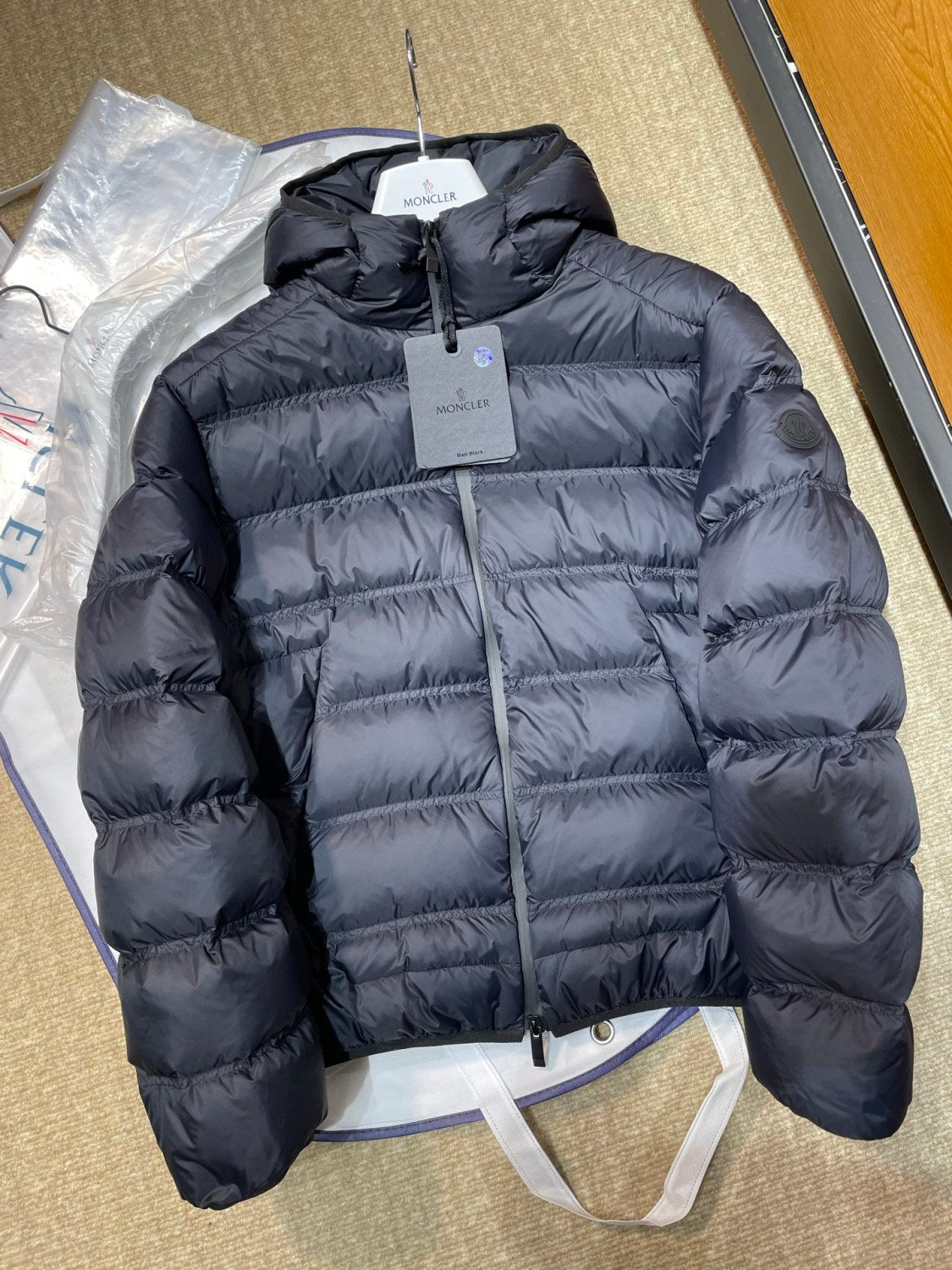 Moncler Gardy Men's Fall/Winter Casual Fashion Solid Color Hooded Zipper Short Length Long Sleeve Down Jacket #79332