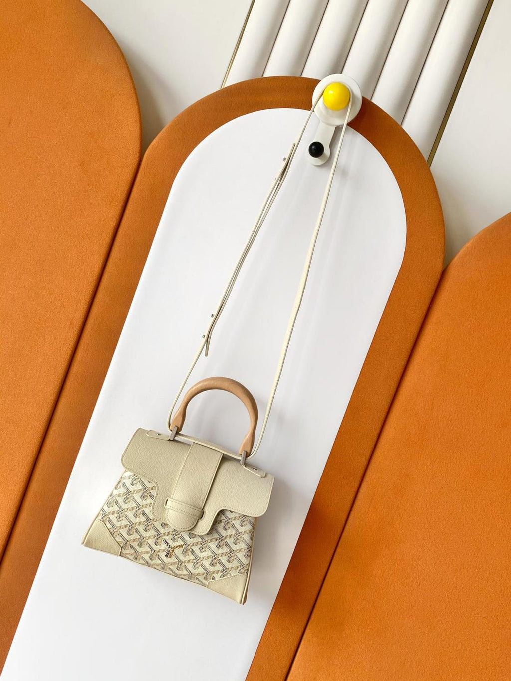 GOYARD Saigon Women's Solid Color Wooden Handle Canvas and Calfskin Shoulder Bag Handbag Bags #77774