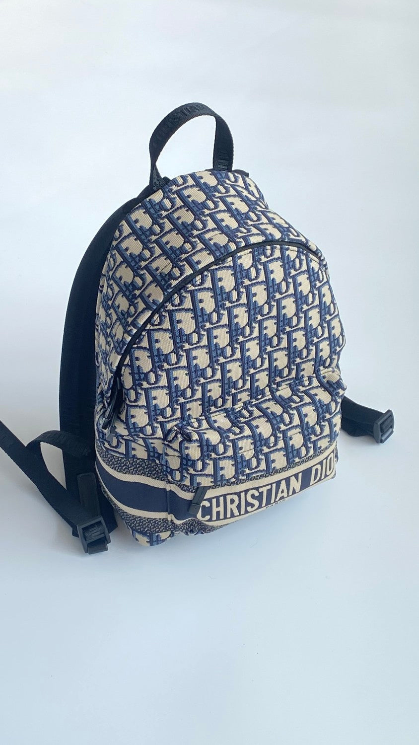 Dior Travel Men's And Women's  Fashion Classic Logo Print Color Blocked Dual Zip Backpack Bag Bags M6108SDGI_M928 #79452