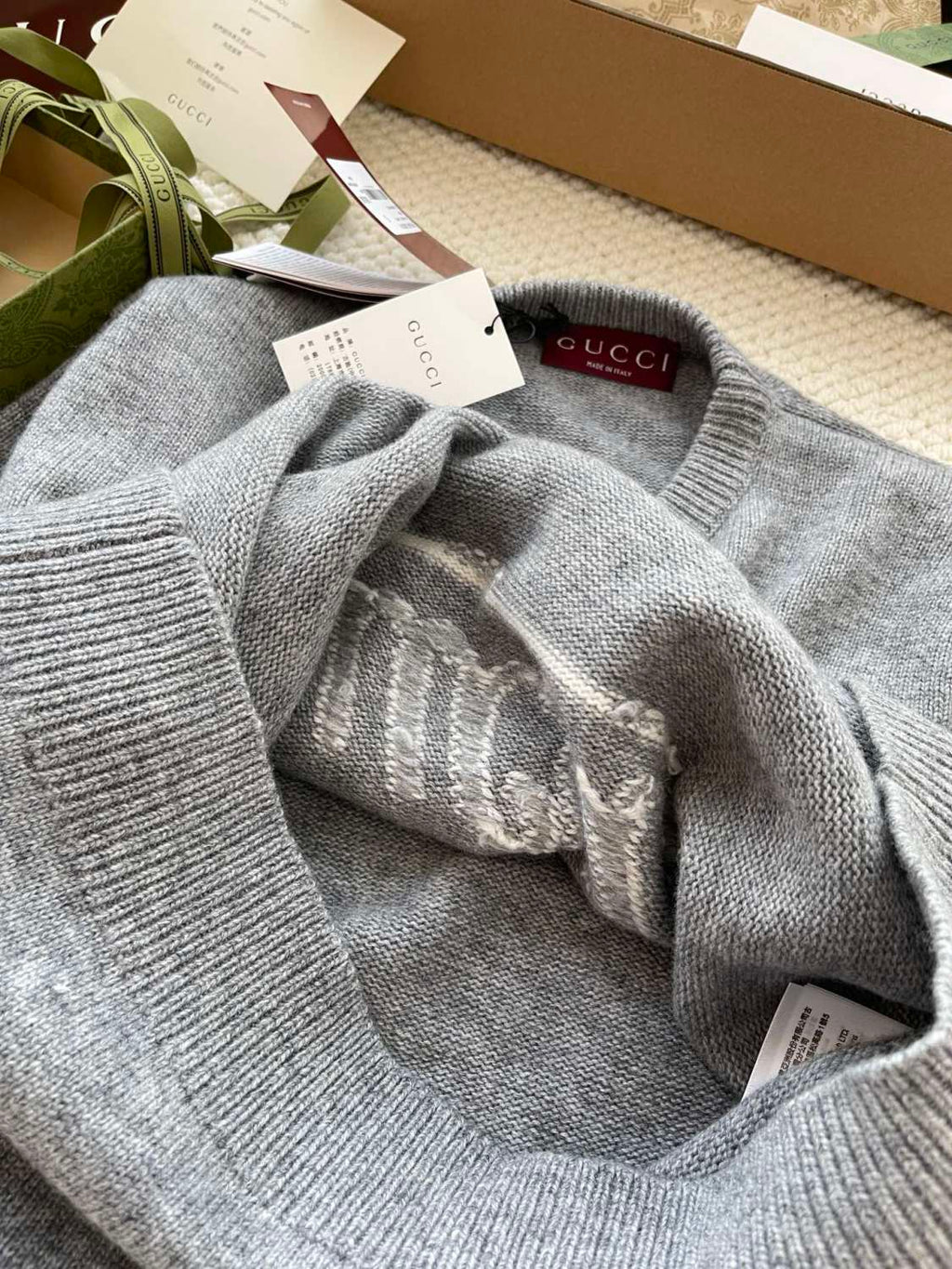 Gucci Men's Autumn and Winter Gray Logo Letter Applique Crew Neck Pullover Wool Long Sleeve Sweater #286788