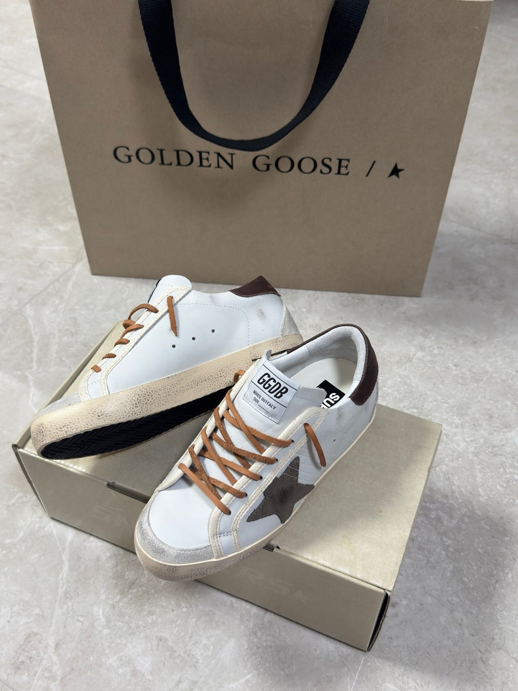 Golden Goose Ball Star in Gray Suede With Leather Star and Nappa Leather #382031