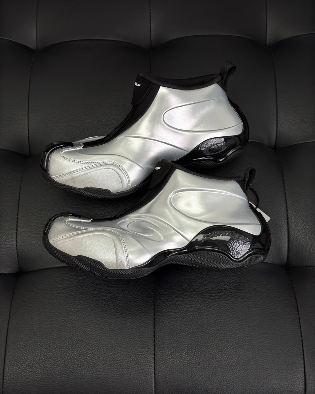 Balenciaga Basketball White Distressed Round Toe Zipper Basketball Shoes #332802