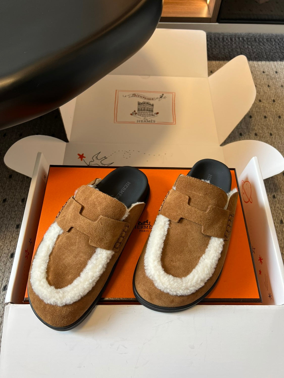 Hermes Men's And Women's Winter Boken Shoes Round Toe Flat Heel Slippers Solid Color Suede Mule Go Shoes #81519