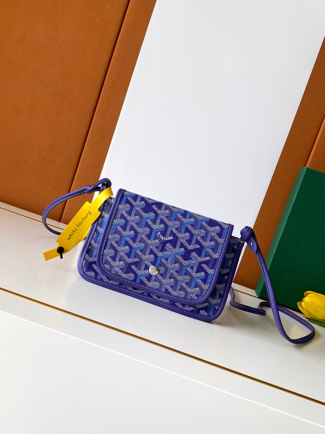 Goyard Four Seasons Color Collection Plumet Crossbody Bag Goyardine Canvas Mini Bag Fashionable Casual Wallet Clutch Bags PLUMETPMLTY72CL69P #84258A