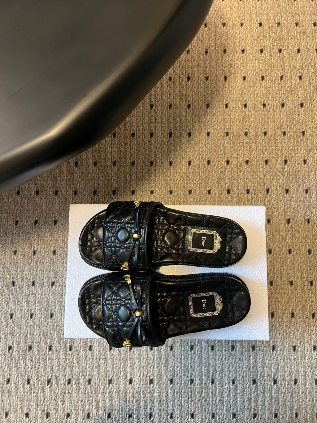 Dior Diamond Pattern Sandals #382602