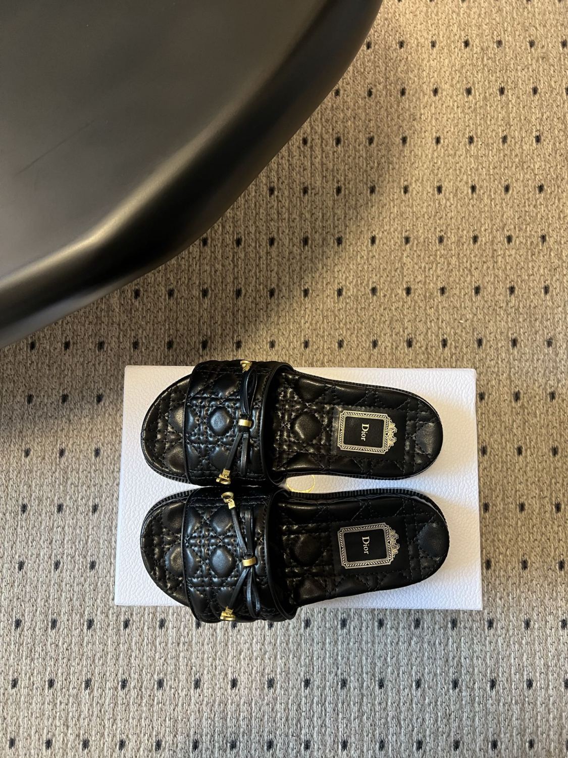 Dior Diamond Pattern Sandals #382602