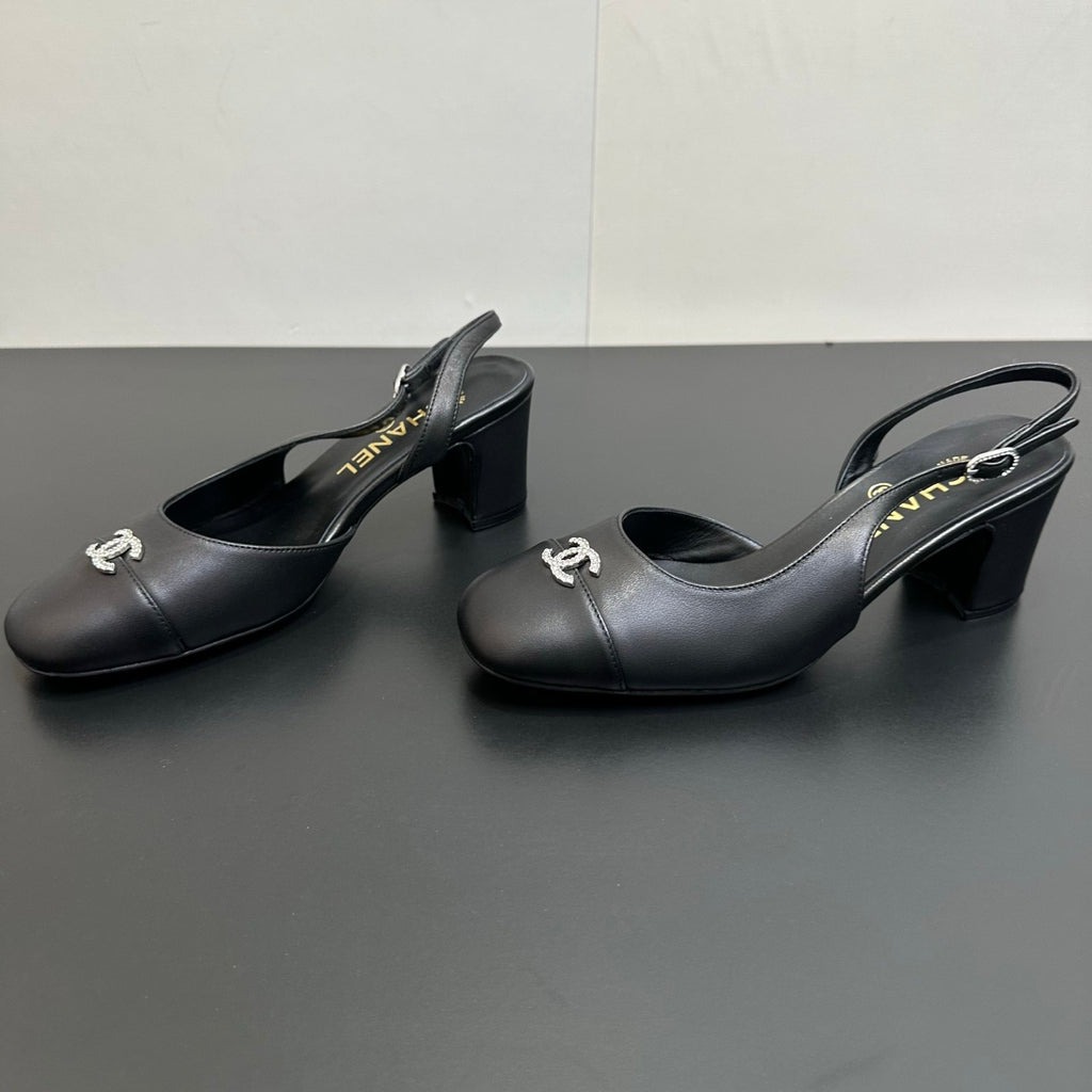 Chanel 6cm Heel Height Double C Thick Heel Back Hollow Color Block Stitching High Heel Sandals #333238
