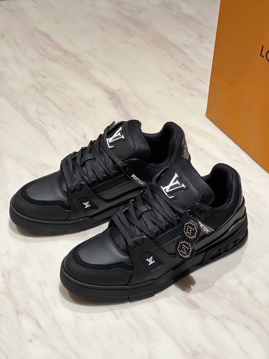 Louis Vuitton LV TRAINER Men's And Women's Classic Fashion Casual Cowhide Round Toe Lace Up Low Top Sneakers Shoes #78219