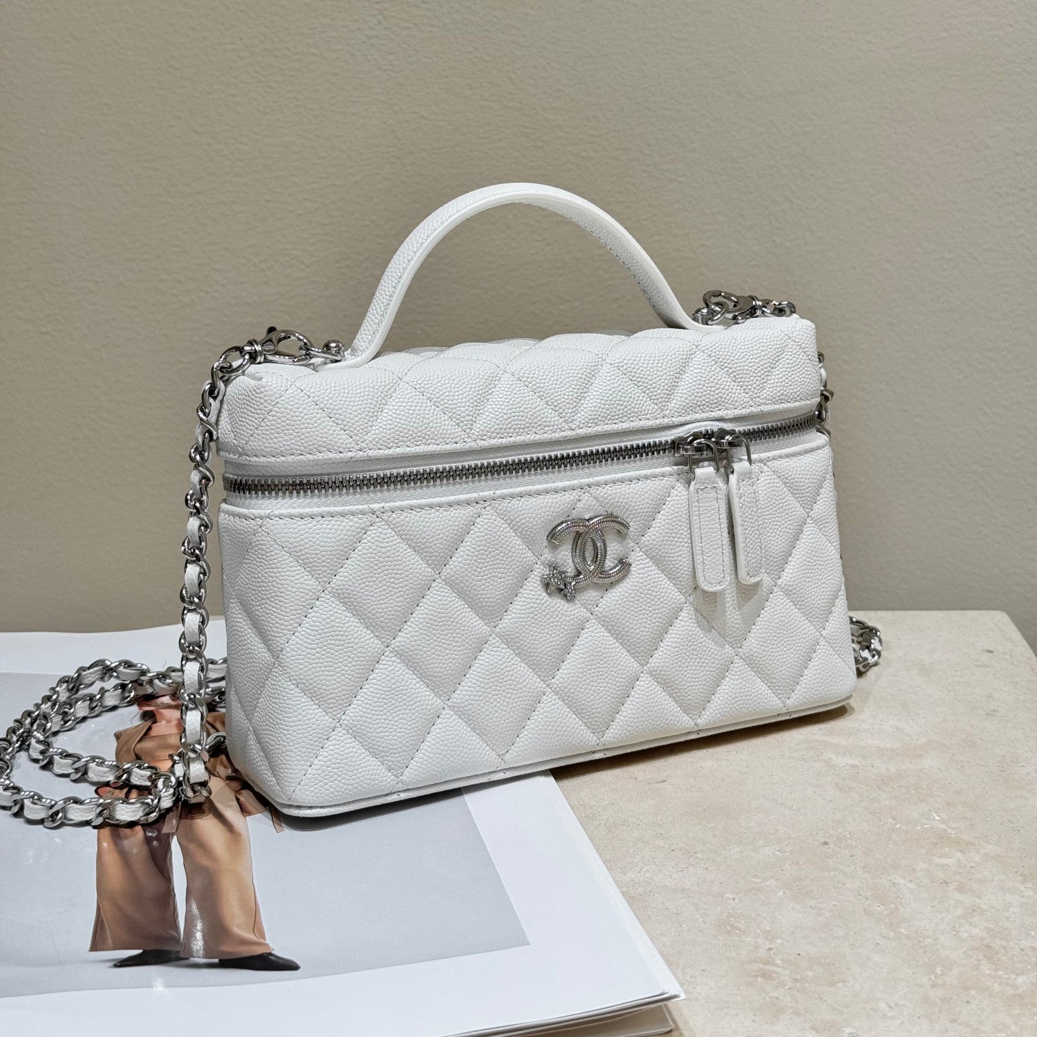 Chanel Women's Fashion Classic Solid Color Leather Diamond Quilted Flap Zipper Chain Bag Crossbody Shoulder Bag Bags AP4854-B21489-94305 #79524