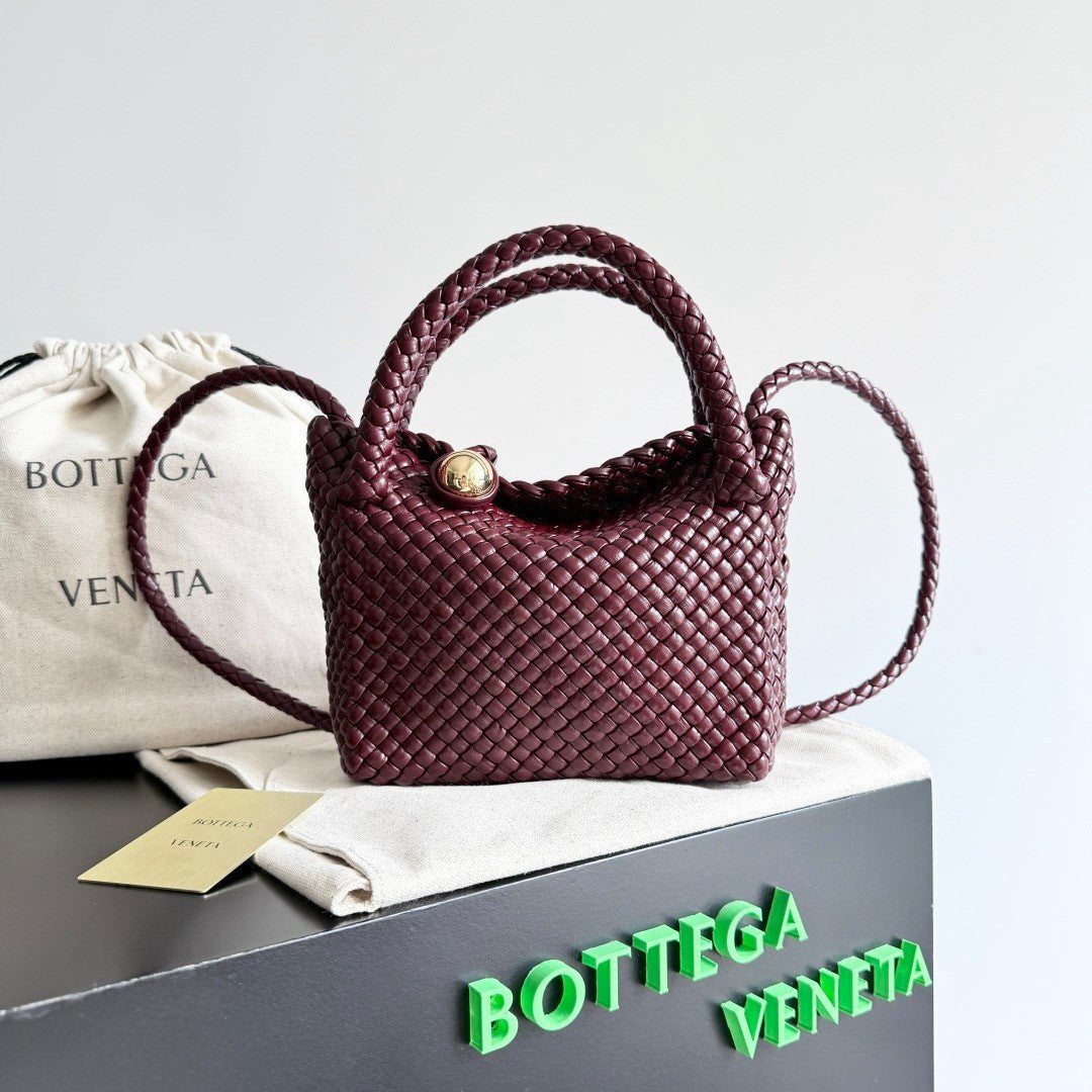 Bottega Veneta 26SS Tosca Shoulder Bag Handheld Classic Women's Woven Bag #195275