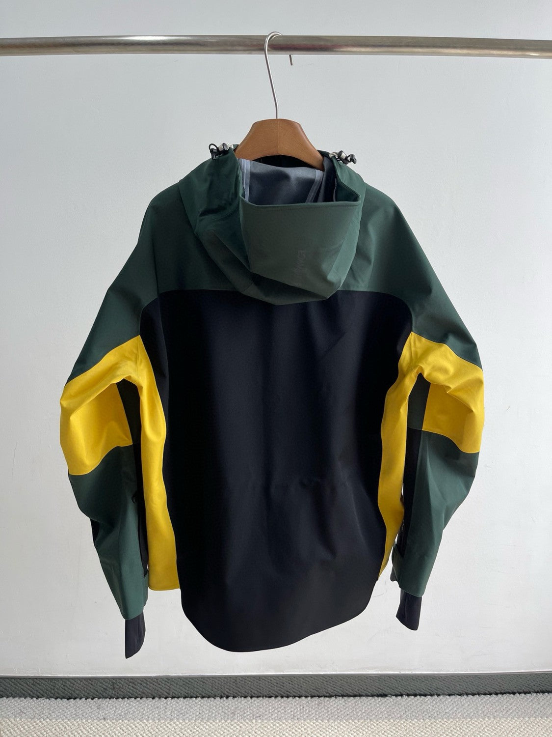Moncler Men's Autumn and Winter Colorblocking Hooded Casual Zipper Long Sleeve Ski Jacket #73952