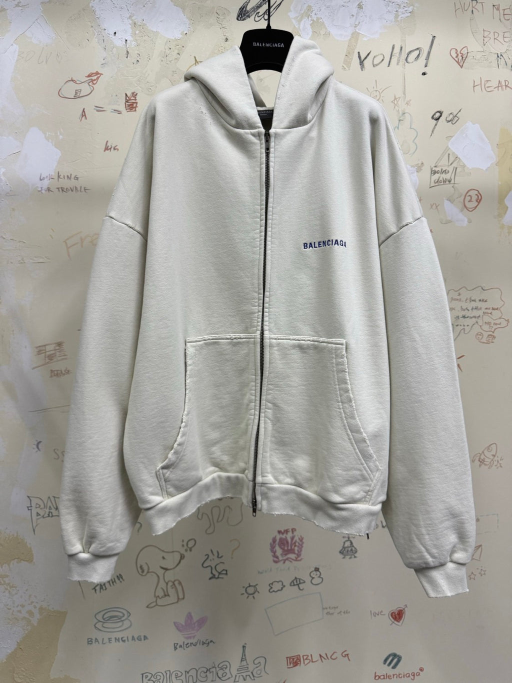 Balenciaga 25FW New Letters Embroidered Logo Hooded Zipper Jacket Cotton Terry Fabric Loose Short Design Simple Embroidery Logo Finished Washing Old destruction Process #332365