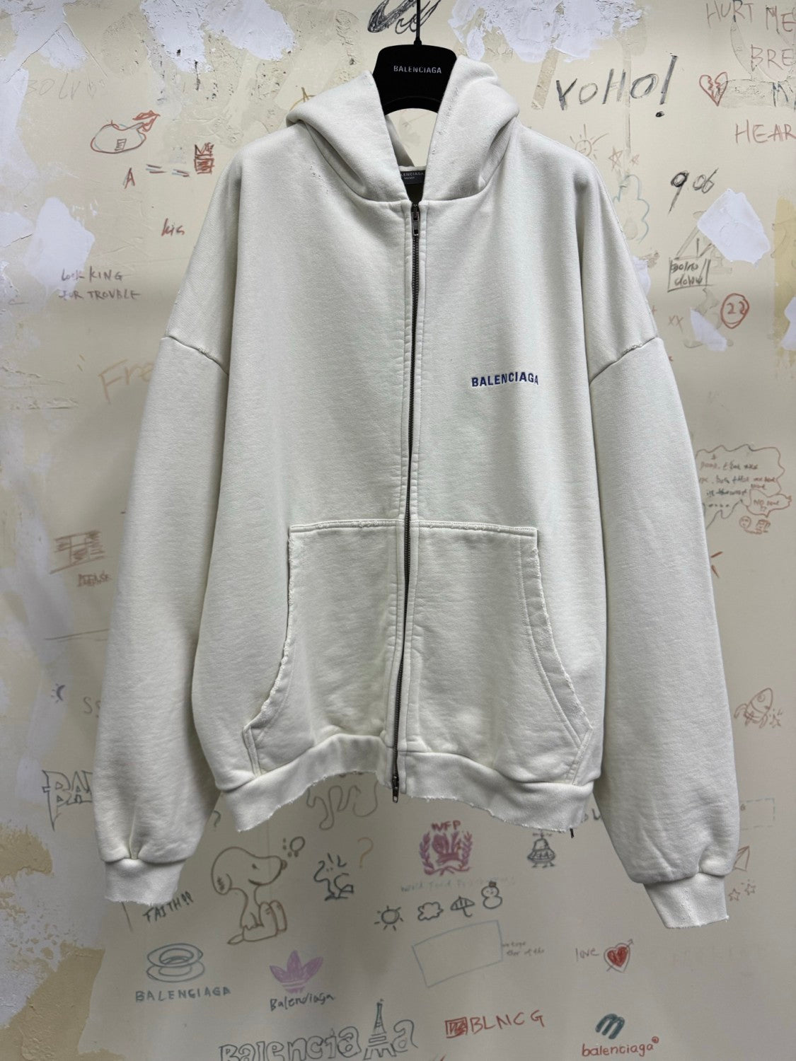 Balenciaga 25FW New Letters Embroidered Logo Hooded Zipper Jacket Cotton Terry Fabric Loose Short Design Simple Embroidery Logo Finished Washing Old destruction Process #332365