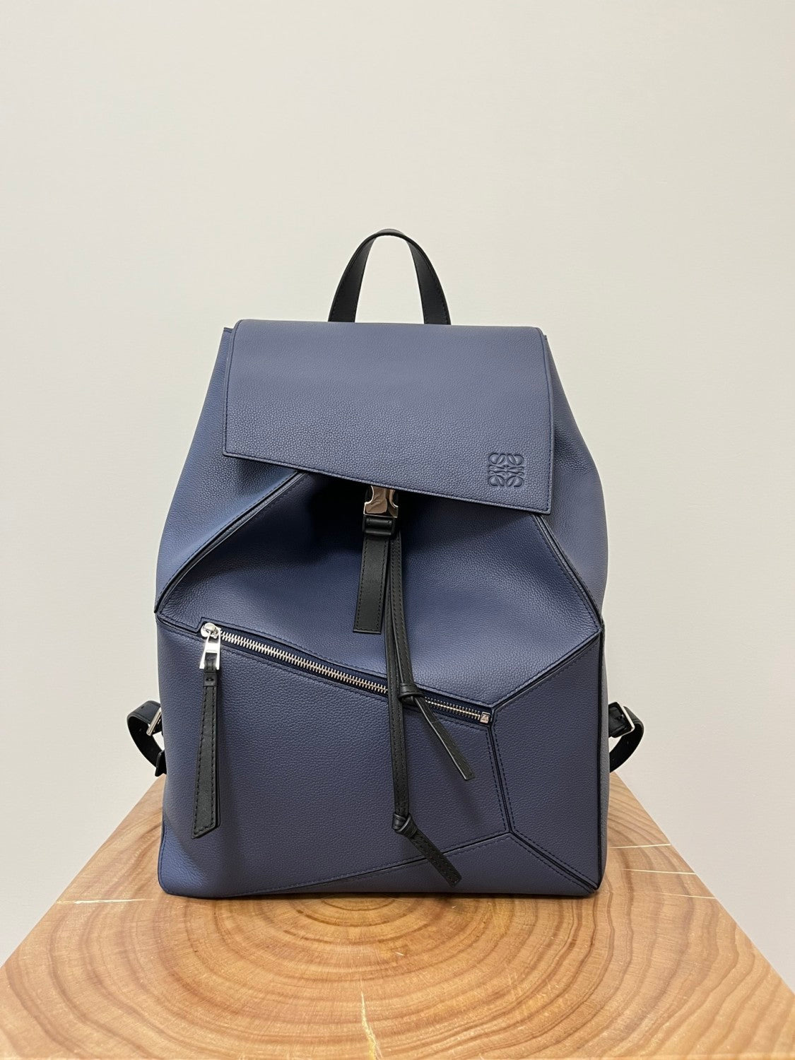 Loewe Jigsaw Backpack Men's Spring And Summer Fashion Luxury Temperament Colour Blocking Shoulder Bag Bags #81371