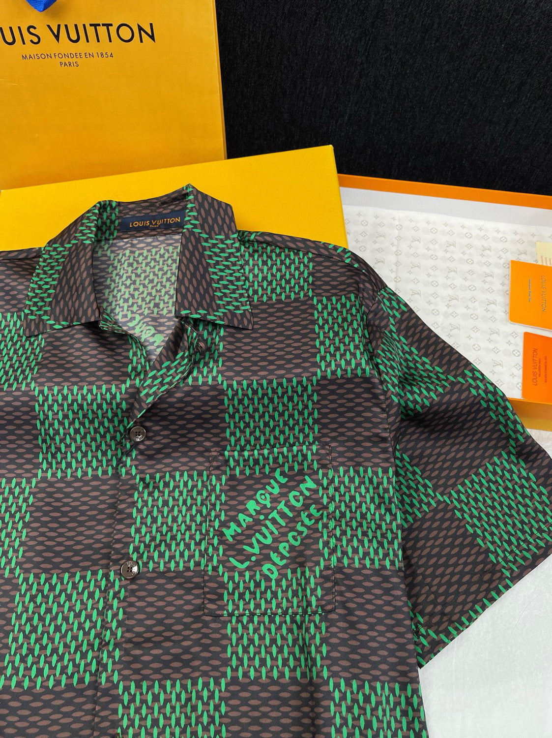 Louis Vuitton Men's Summer Green Checkerboard Logo Pattern Single Breasted Loose Short Sleeved Shirt High Waisted Elastic Leisure Shorts Pants Sei Suit #98616