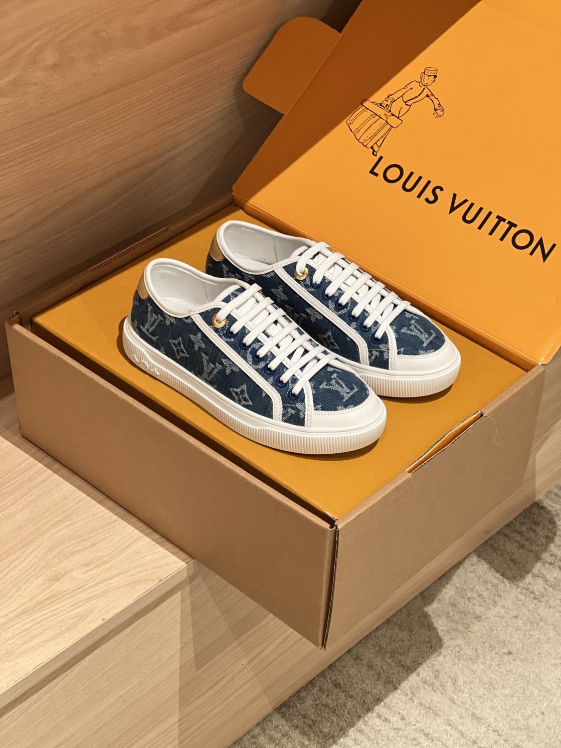 Louis Vuitton LV Lagoon Men's And Women's Solid Color Letter Print Lace-up Low-top Denim Leather Sneakers Shoes #77732