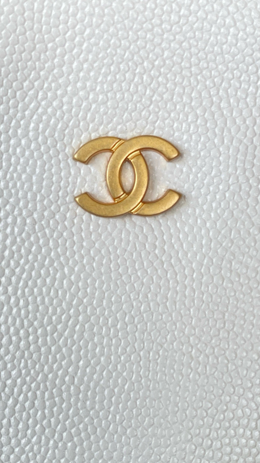 Chanel Women's Classic Double C Logo Solid Color Cowhide & Leather Tote Shoulder Bag Bags #77978