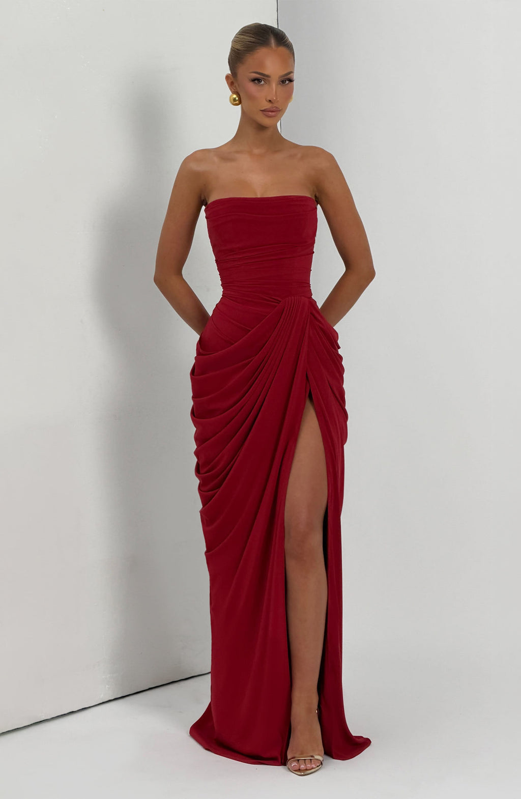Cyra Maxi Dress - Deep Red